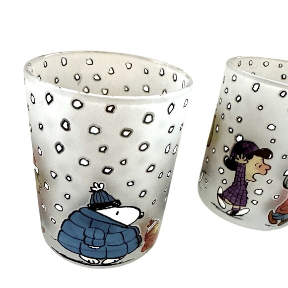 Peanuts Puffer Snoopy Winter Christmas Glasses Set of 2 – Rare Holiday Brand New - Picture 3 of 5